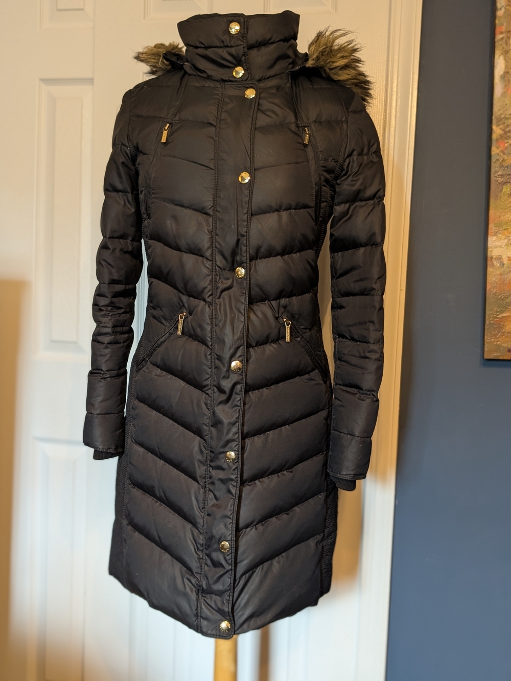 Women's Black Quilted Long Puffer Coat with Faux Fur Trim